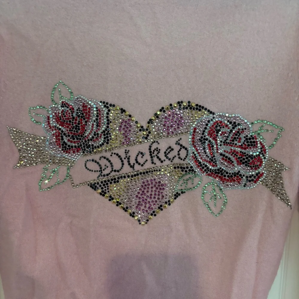 Cashmere bedazzled sweater